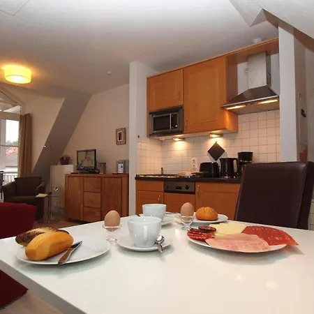 Apartman Strandstrasse 16 31 *